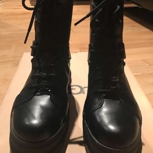 UGG SHEENA BLACK LEATHER WATERPROOF ROUND TOE LACE UP COMBAT BOOT